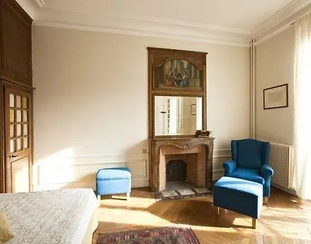 Villa Guibert Halldis Apartment Parigi